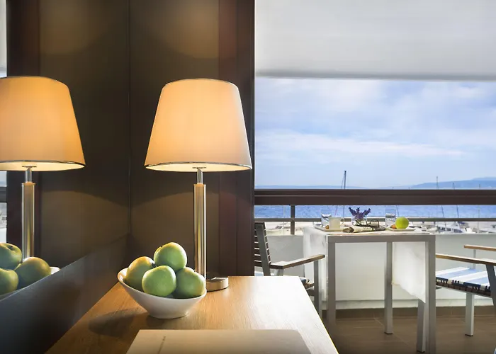 Admiral - By Liburnia & אופטיה