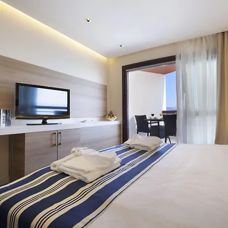 Admiral - Liburnia 4*