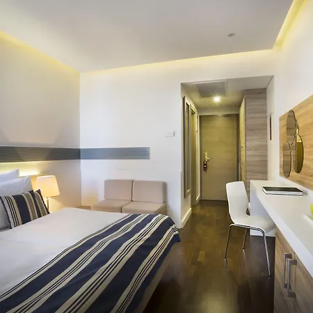 Admiral - By Liburnia & 4* أوباتيا