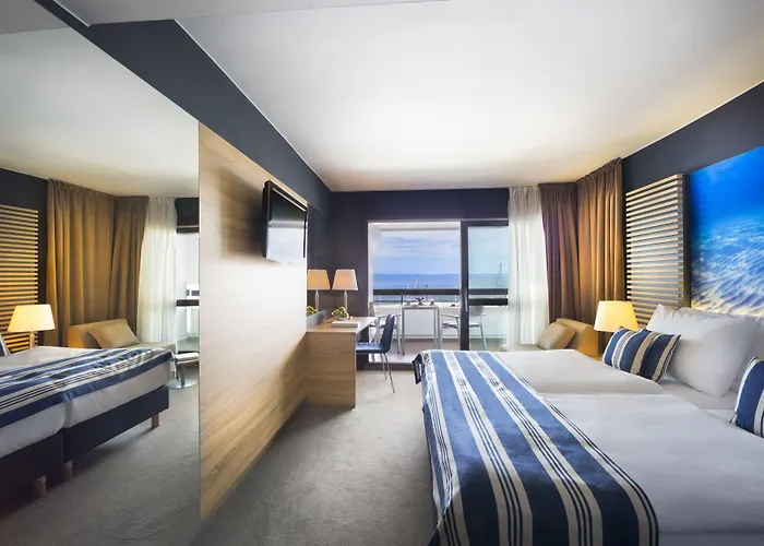 Admiral - By Liburnia & Ξενοδοχείο 4*