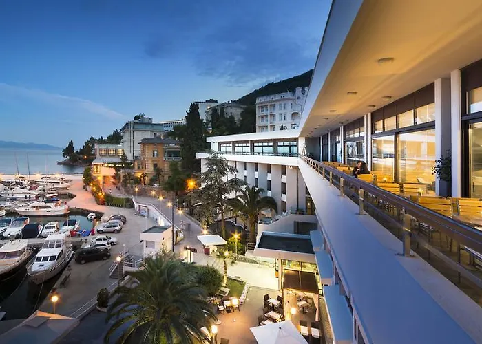 Ξενοδοχείο Admiral - By Liburnia &