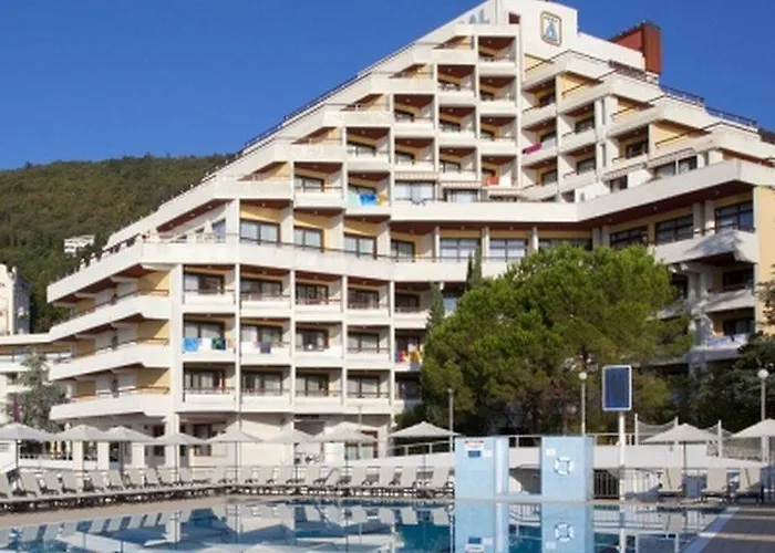 Ξενοδοχείο Admiral - By Liburnia & 4*