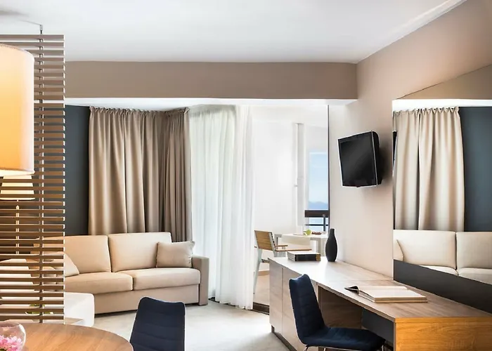 Admiral - By Liburnia &