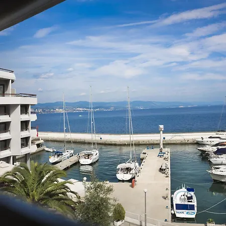 Ξενοδοχείο Admiral - By Liburnia & 4*